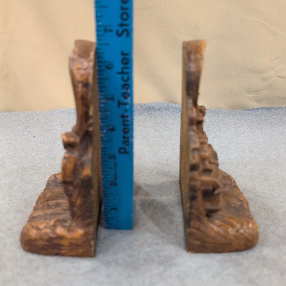 Vintage Western Covered Wagon Oxen Pioneer Bookends Set Rustic Faux Wood Resin - Picture 5 of 6